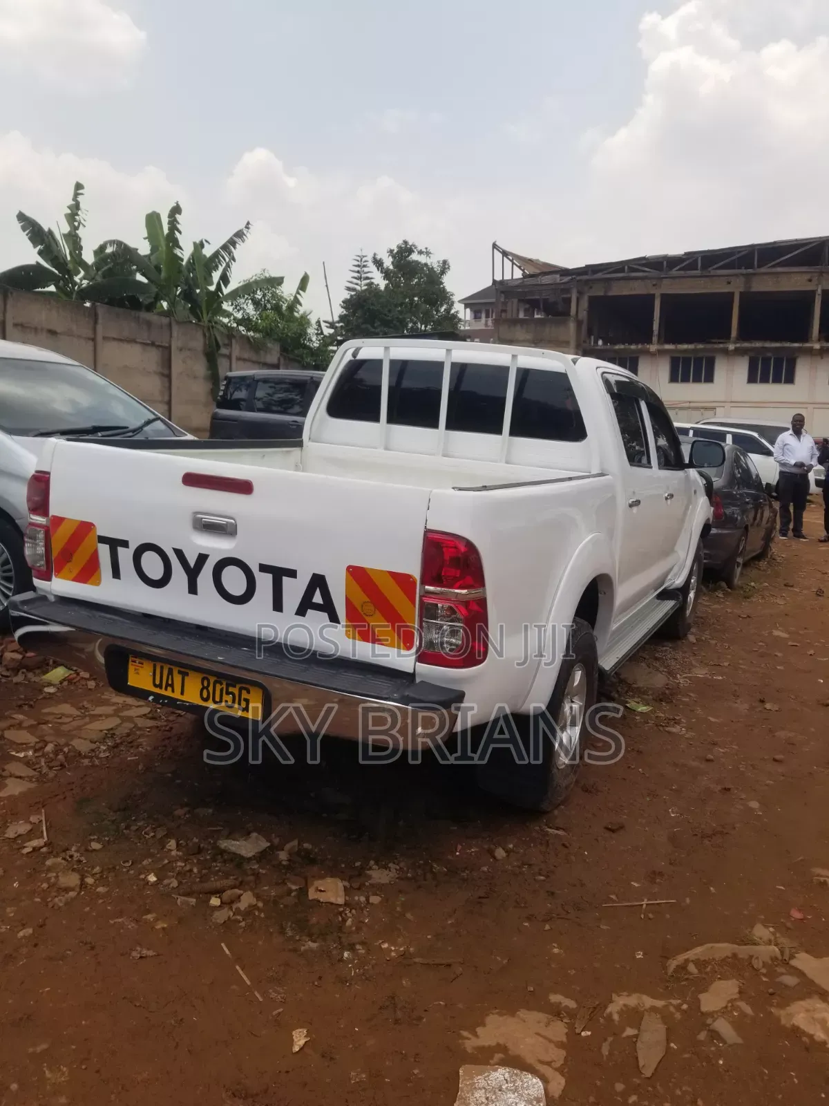 Toyota Hilux 2010 White