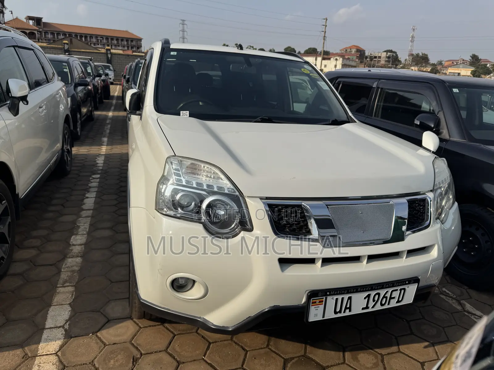 Nissan X-Trail 2.0 Petrol XE 2012 White