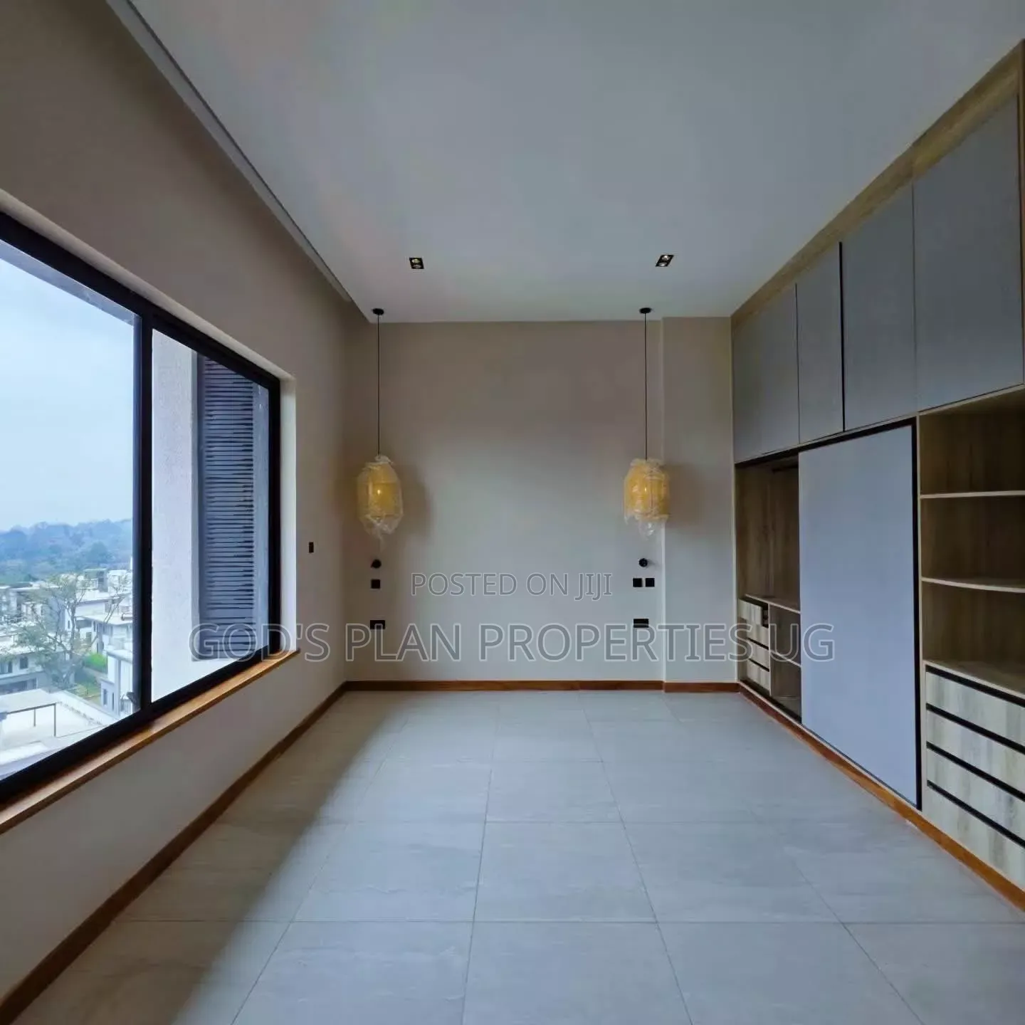 3bdrm Apartment in Mbuya Estate, Central Division for rent