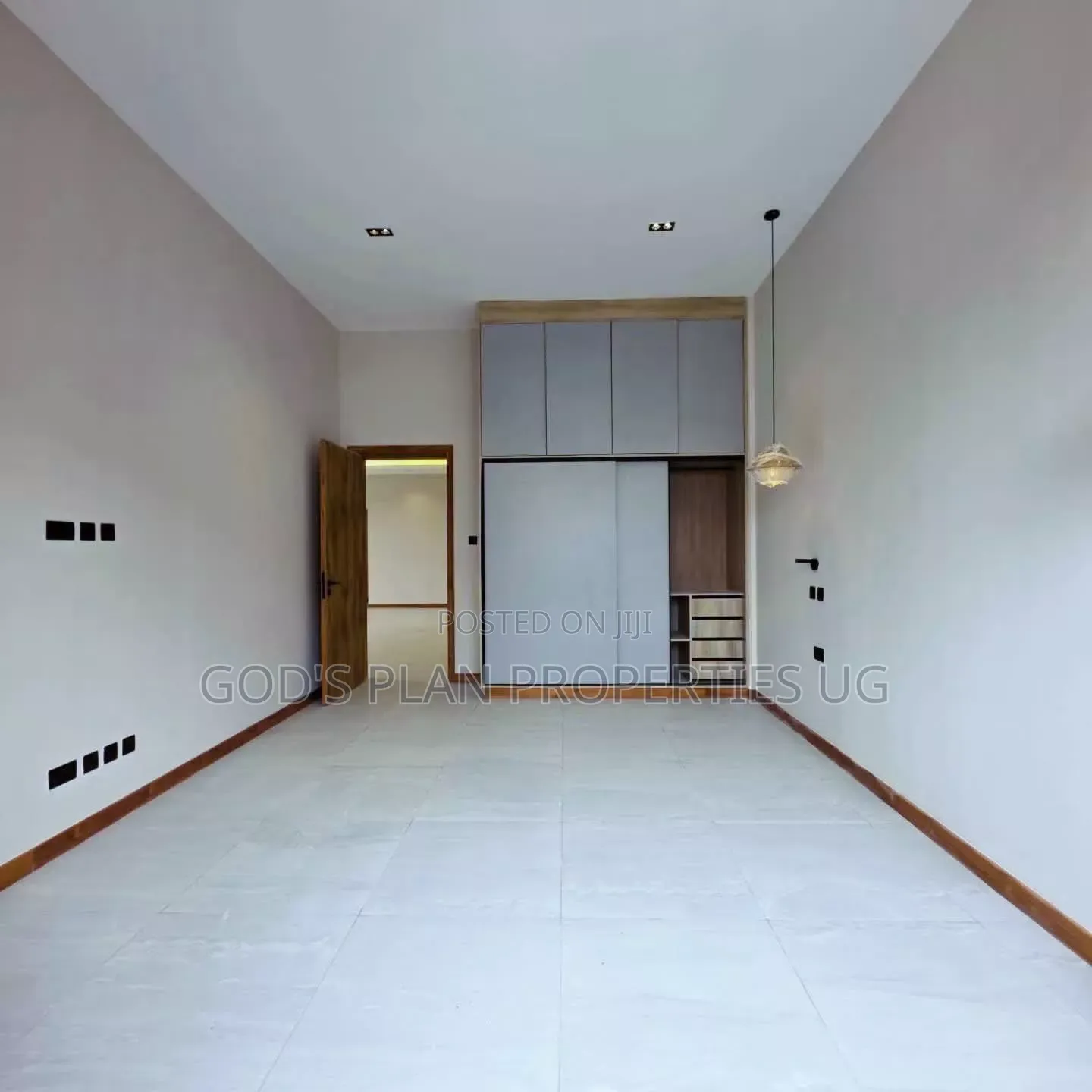 3bdrm Apartment in Mbuya Estate, Central Division for rent