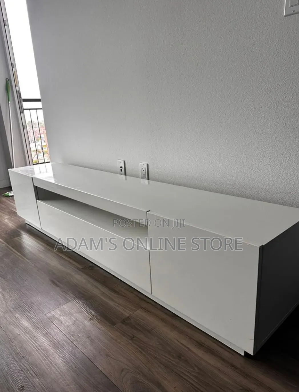 White TV Stand Unit 6ft Length (183)cm Suitable for 85inch Television