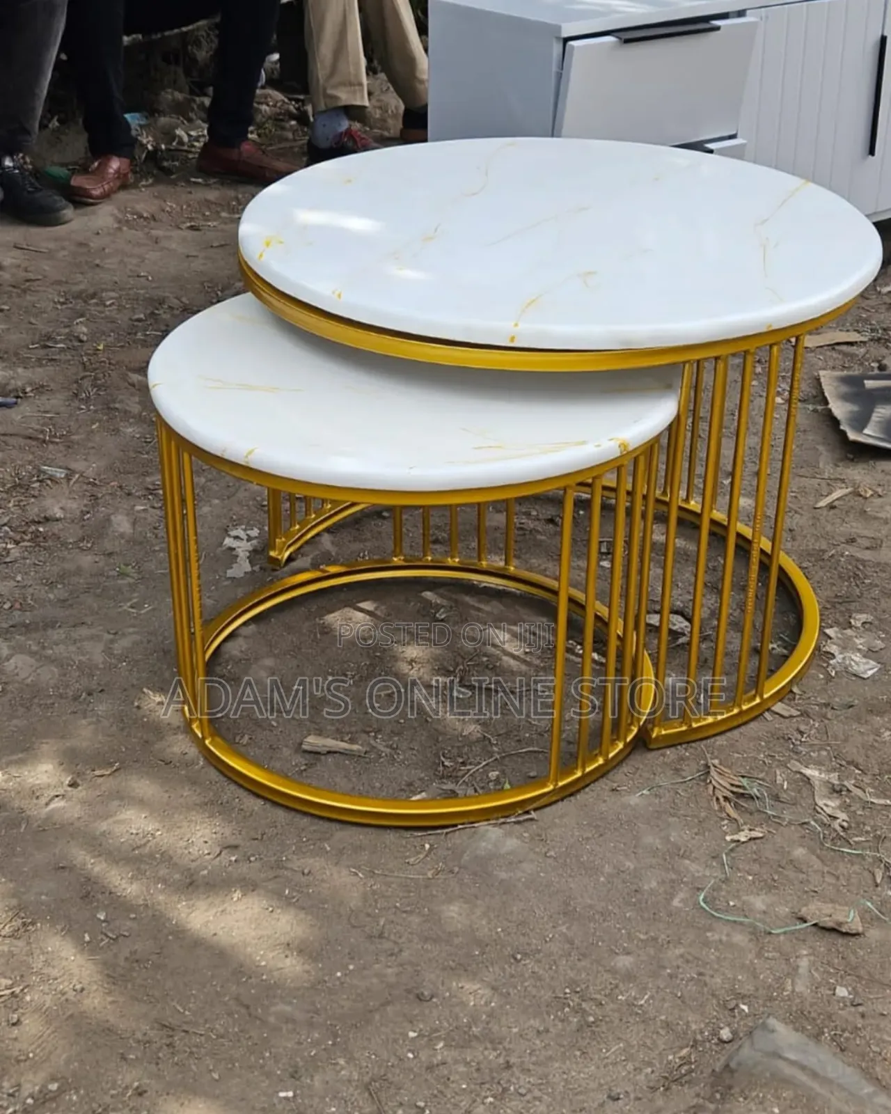 Metal White and Gold Round Center Table /Stools