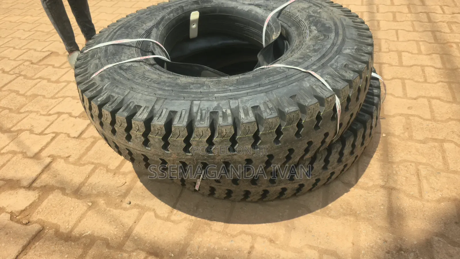 1000-20 MRF Mudgrip Indian Tyres 16 Ply