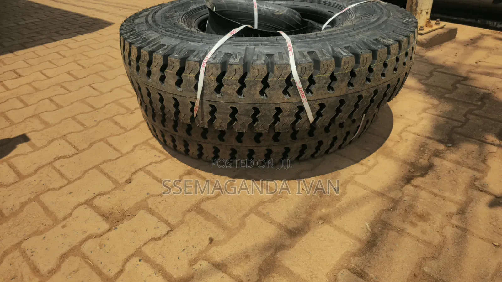 1000-20 MRF Mudgrip Indian Tyres 16 Ply