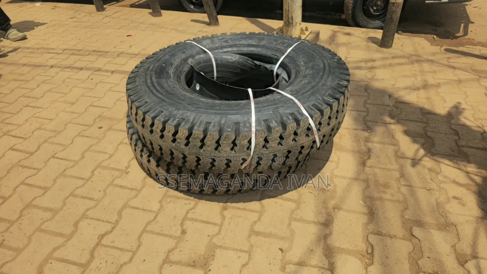1000-20 MRF Mudgrip Indian Tyres 16 Ply