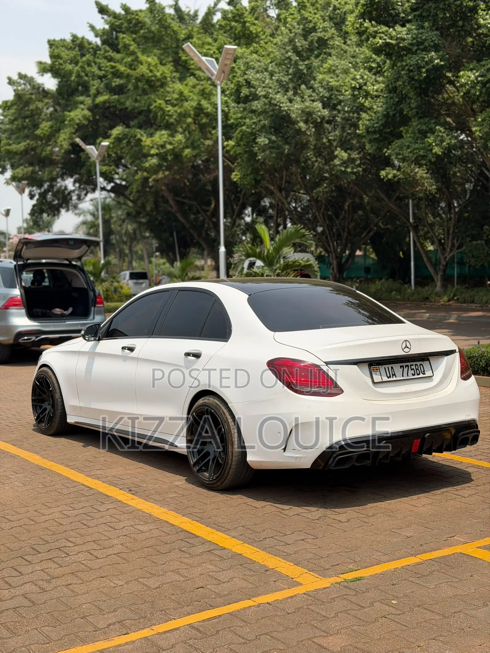 Mercedes-Benz C200 2017 White
