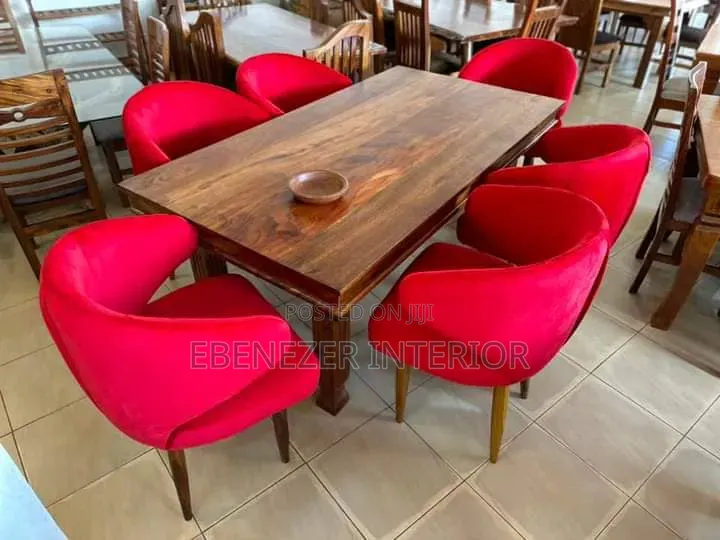 Droll Selecter Dinning Set