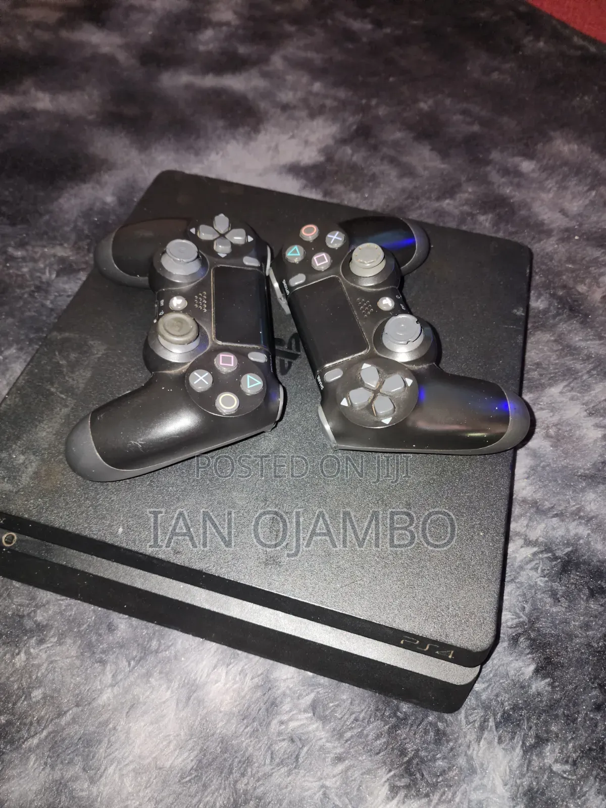 Ps4 Slim With 2 Controllers