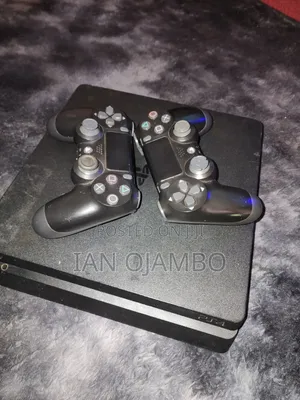 Ps4 Slim With 2 Controllers