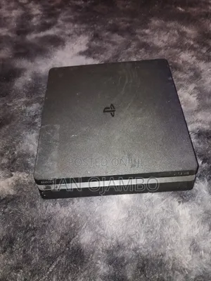 Ps4 Slim With 2 Controllers