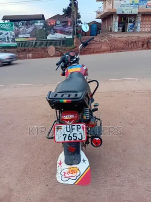 TVS HLX 125 2025 Red