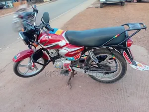 TVS HLX 125 2025 Red