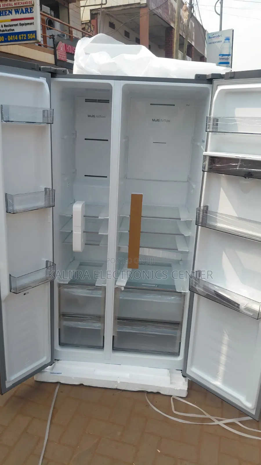 750l Side by Side Hisense Fridge