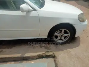 Toyota Mark II 2.0 RWD 2002 White