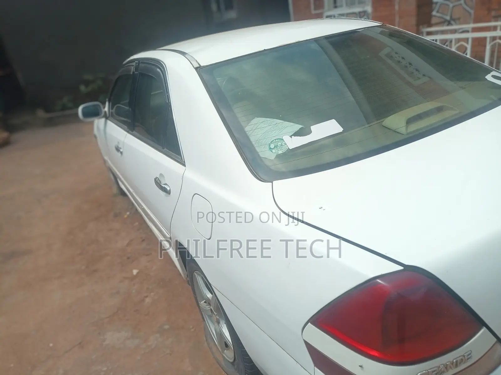 Toyota Mark II 2.0 RWD 2002 White