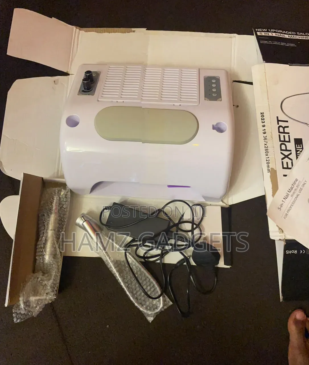 SALON EXPERT BQ-777 5-in-1 Nail Machine.