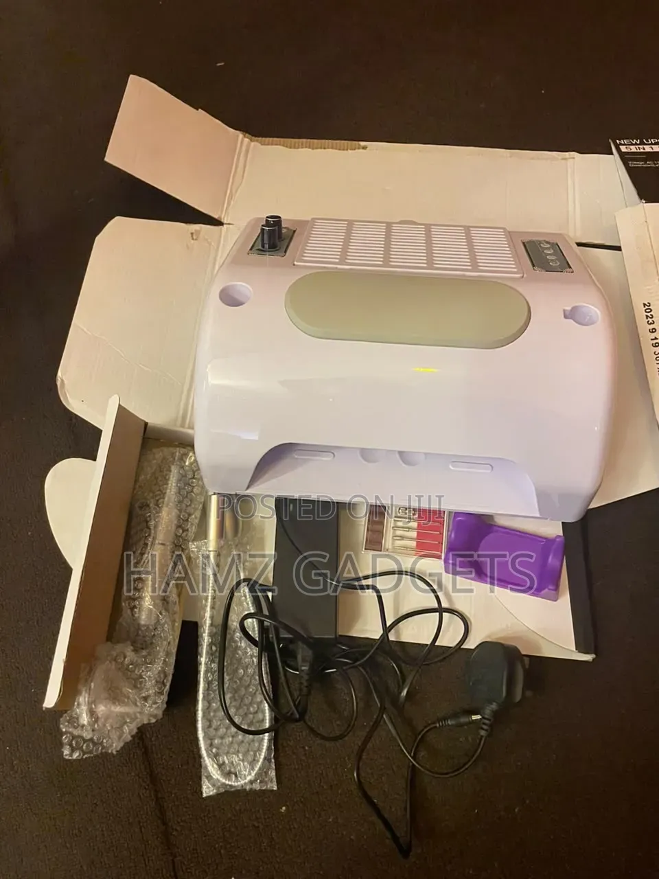 SALON EXPERT BQ-777 5-in-1 Nail Machine.