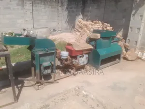 Briquettes Extruder and Crusher Machine