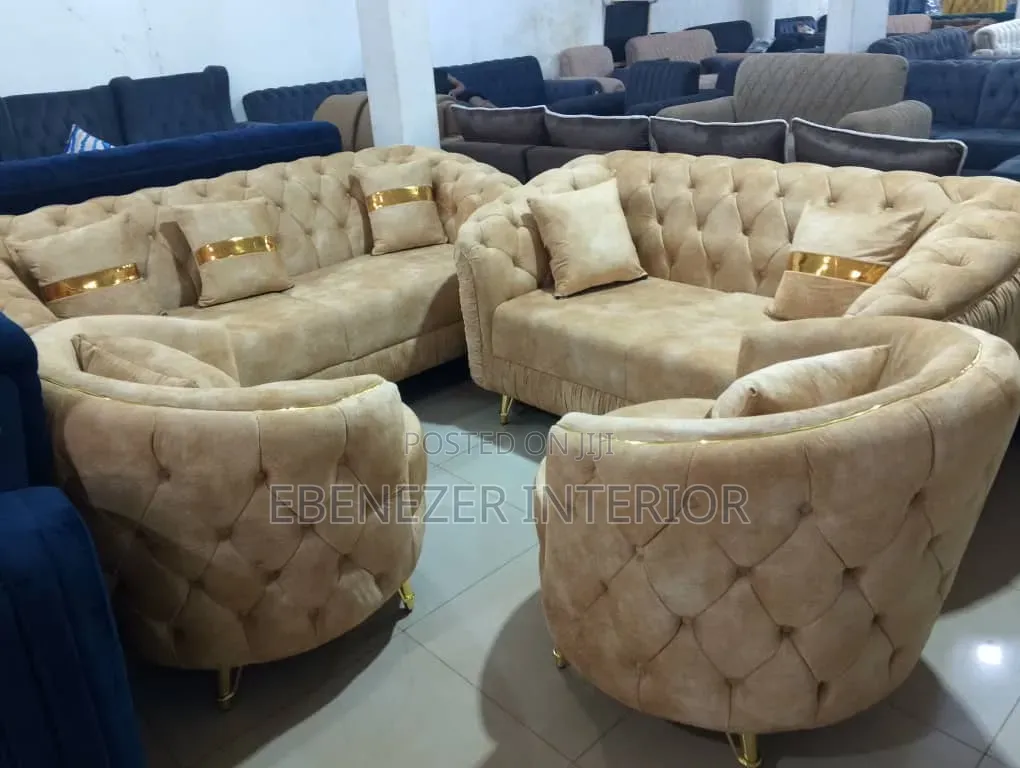 Ebenezar Sofa Set
