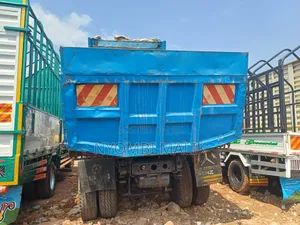 Benz Tipper Axor