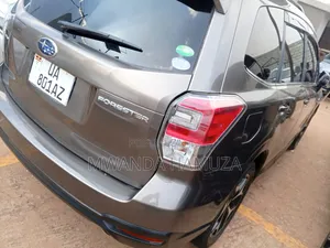 Subaru Forester 2016 Gray