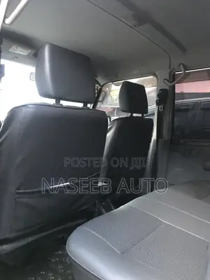 Toyota Land Cruiser Prado 2017 Gray
