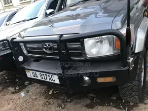 Toyota Land Cruiser Prado 2017 Gray