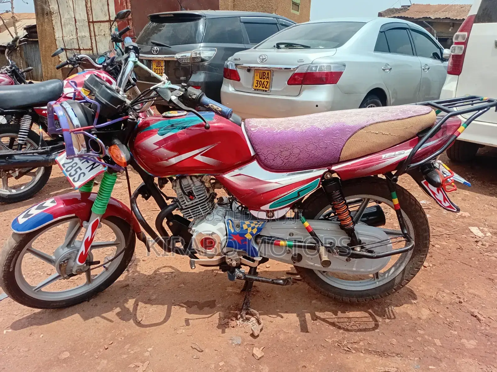 Bajaj CT 125X 2023 Red