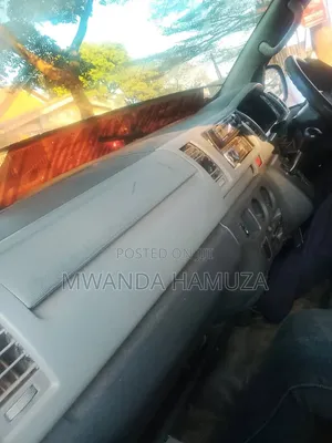 Toyota HiAce 2012 Silver