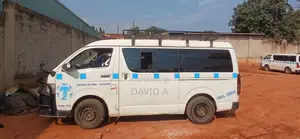 Toyota HiAce 2010 White