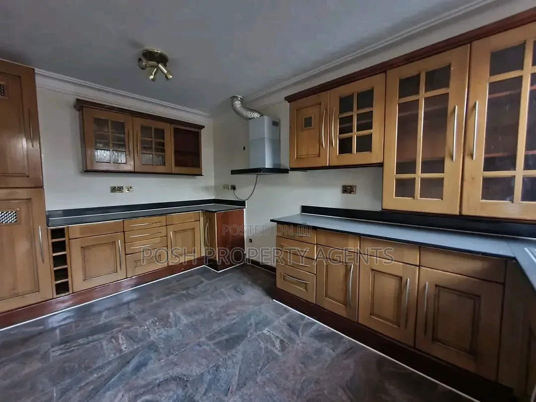 3bdrm Villa in Naguru, Central Division for rent