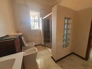 3bdrm Villa in Naguru, Central Division for rent