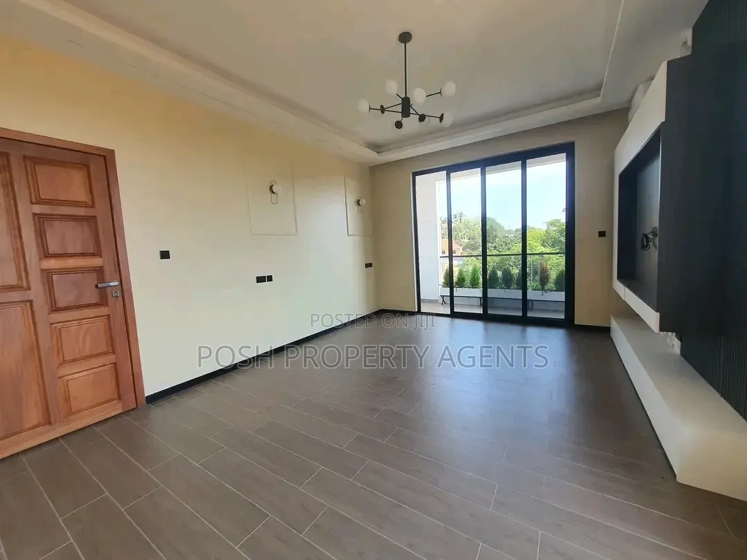 3bdrm Maisonette in Lugogo, Central Division for rent