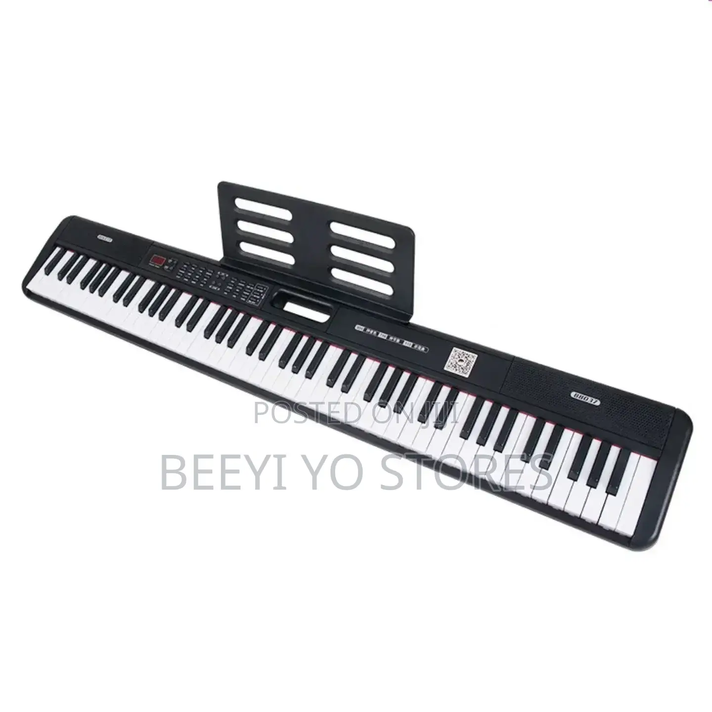 Portable Electronic Digital Piano Keyboard With Built-in Speakers