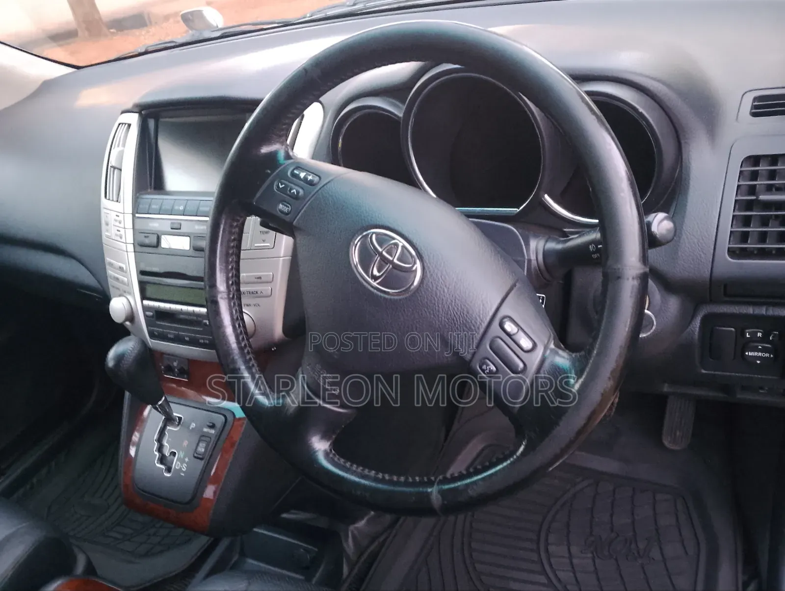 Toyota Harrier 2010 Silver