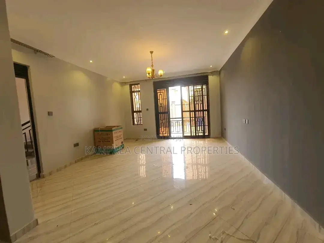 3bdrm Duplex in Lugogo By-Pass, Central Division for rent