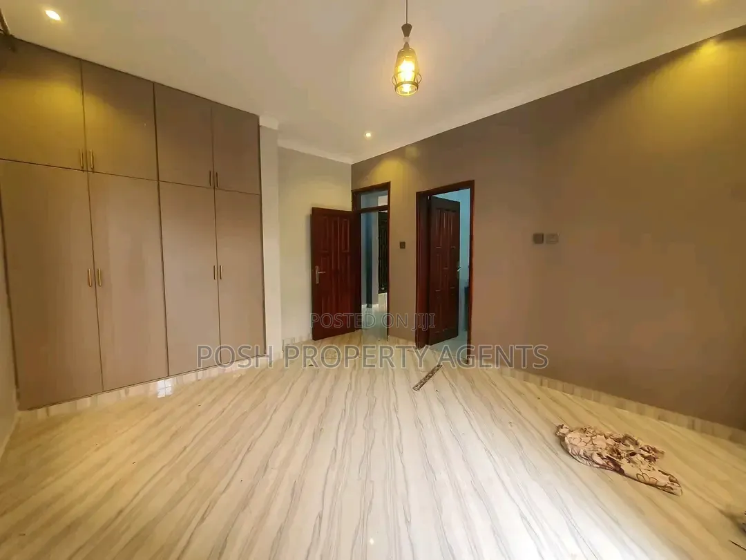 3bdrm Duplex in Lugogo By-Pass, Central Division for rent