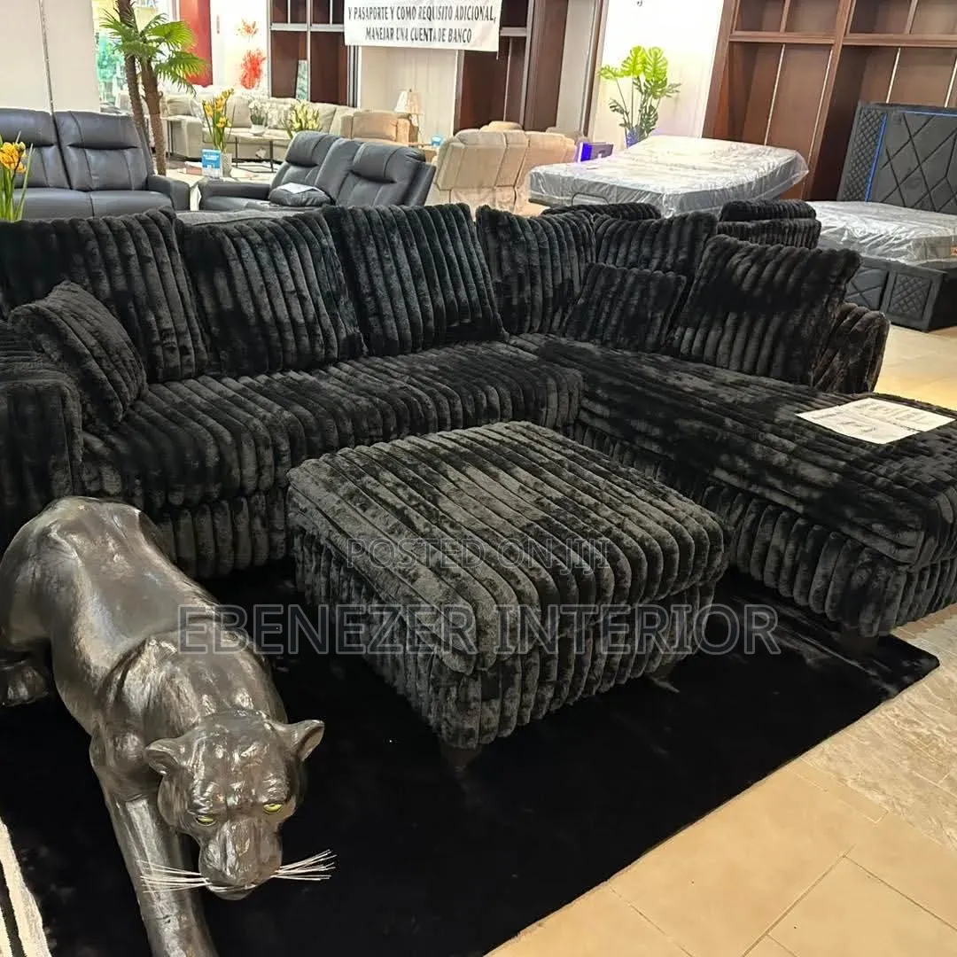 Ebenezar Sofa Set