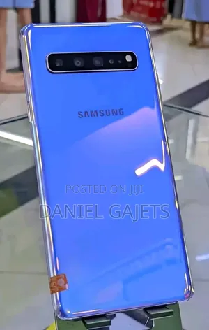 Samsung Galaxy S10 128 GB Blue
