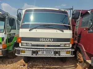 Isuzu Forward Tipper