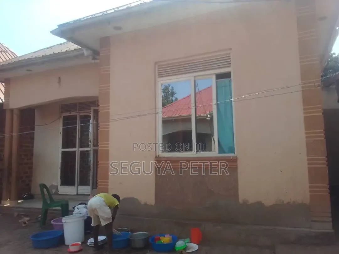 2bdrm House in Kisimu Nabweru for sale
