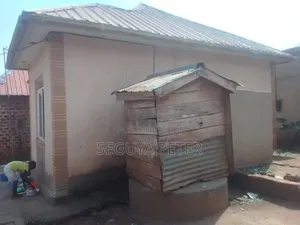 2bdrm House in Kisimu Nabweru for sale