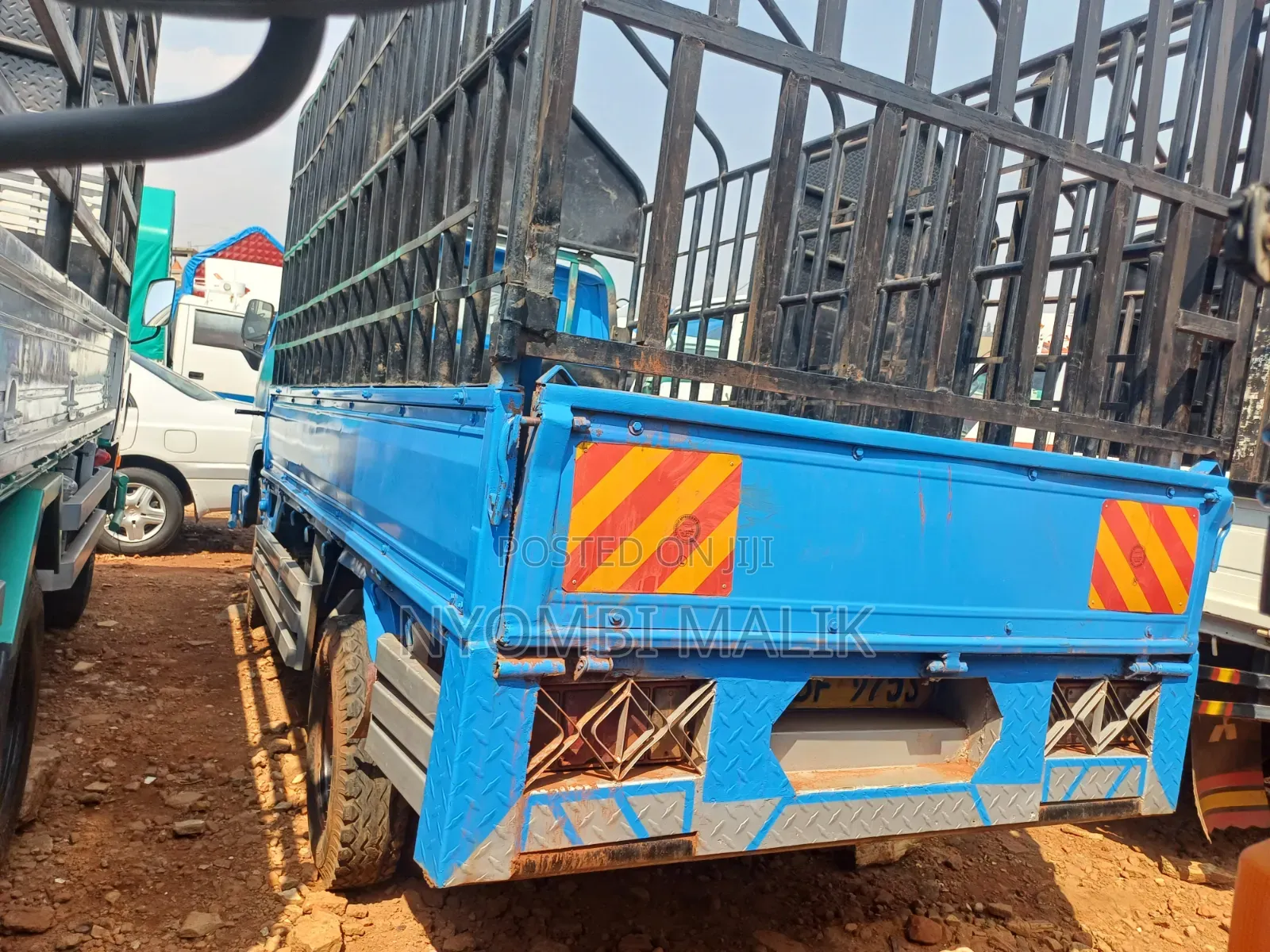 Elf Truck Isuzu