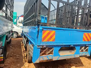 Elf Truck Isuzu