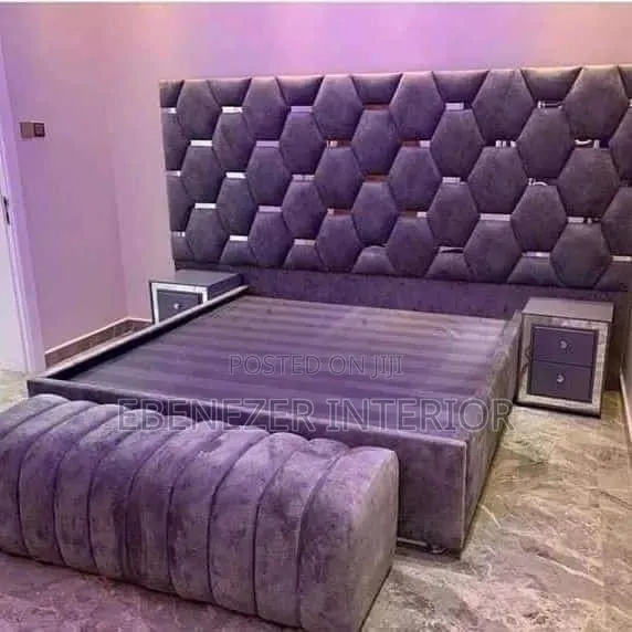Ebenezar Tufted Beds