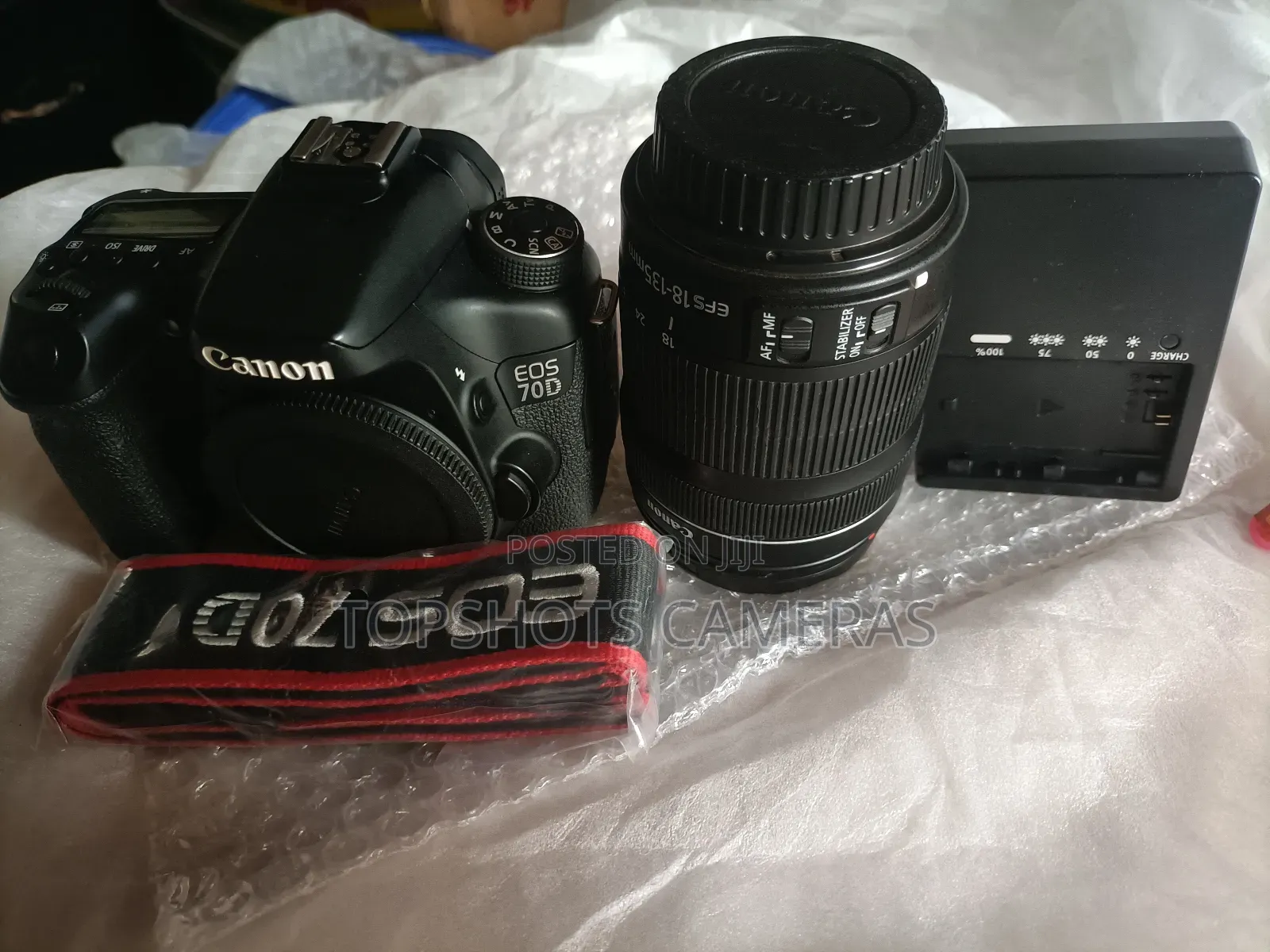 Canon EOS 70D With EF-S 18-135mm Lens Camera Kit