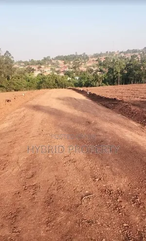 Prime Plots for Sale at Wakiso Town~Bulabakulu Executive Land Estate.