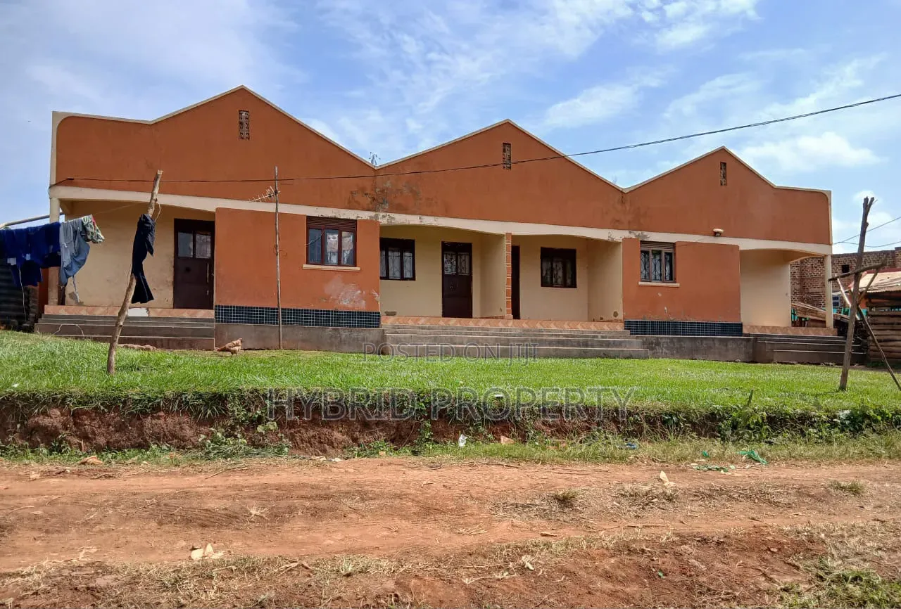 Prime Plots for Sale at Wakiso Town~Bulabakulu Executive Land Estate.