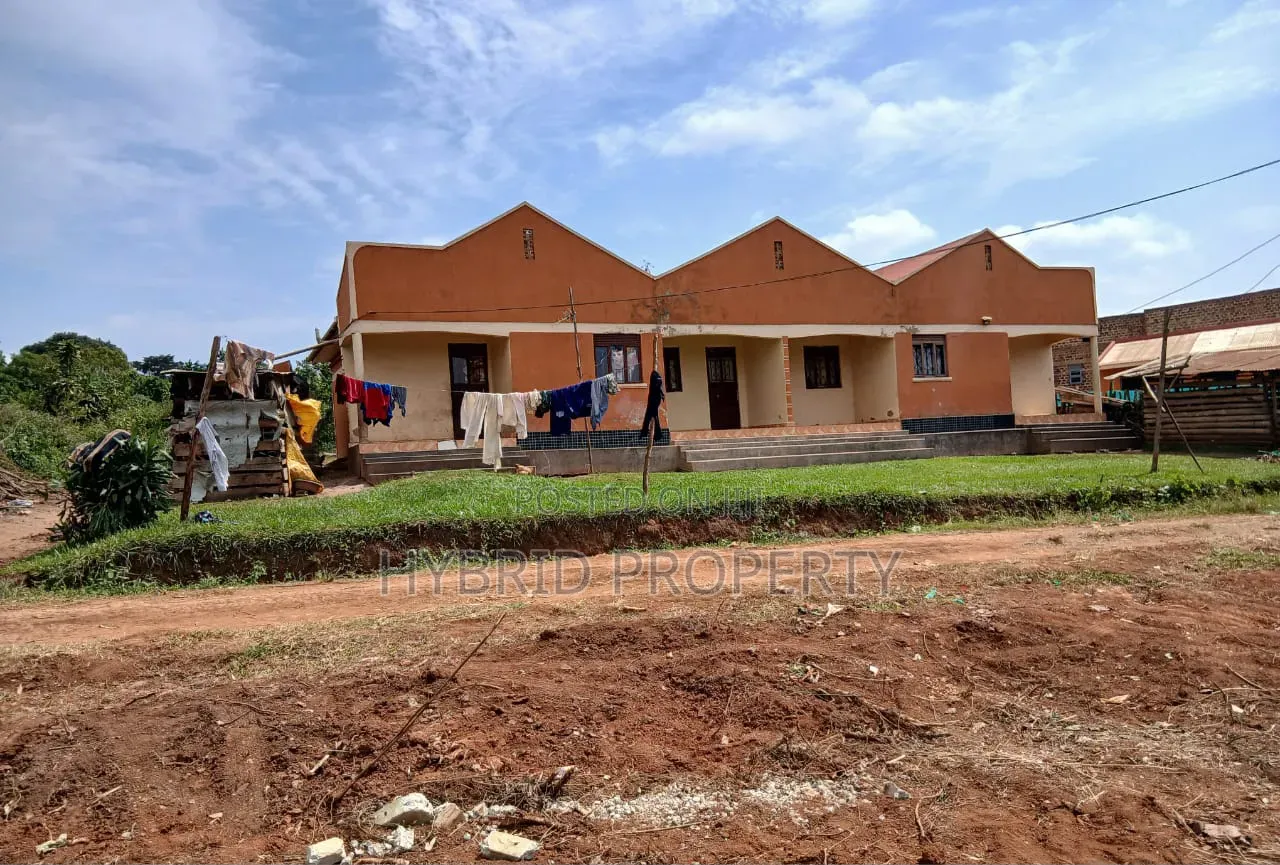 Prime Plots for Sale at Wakiso Town~Bulabakulu Executive Land Estate.