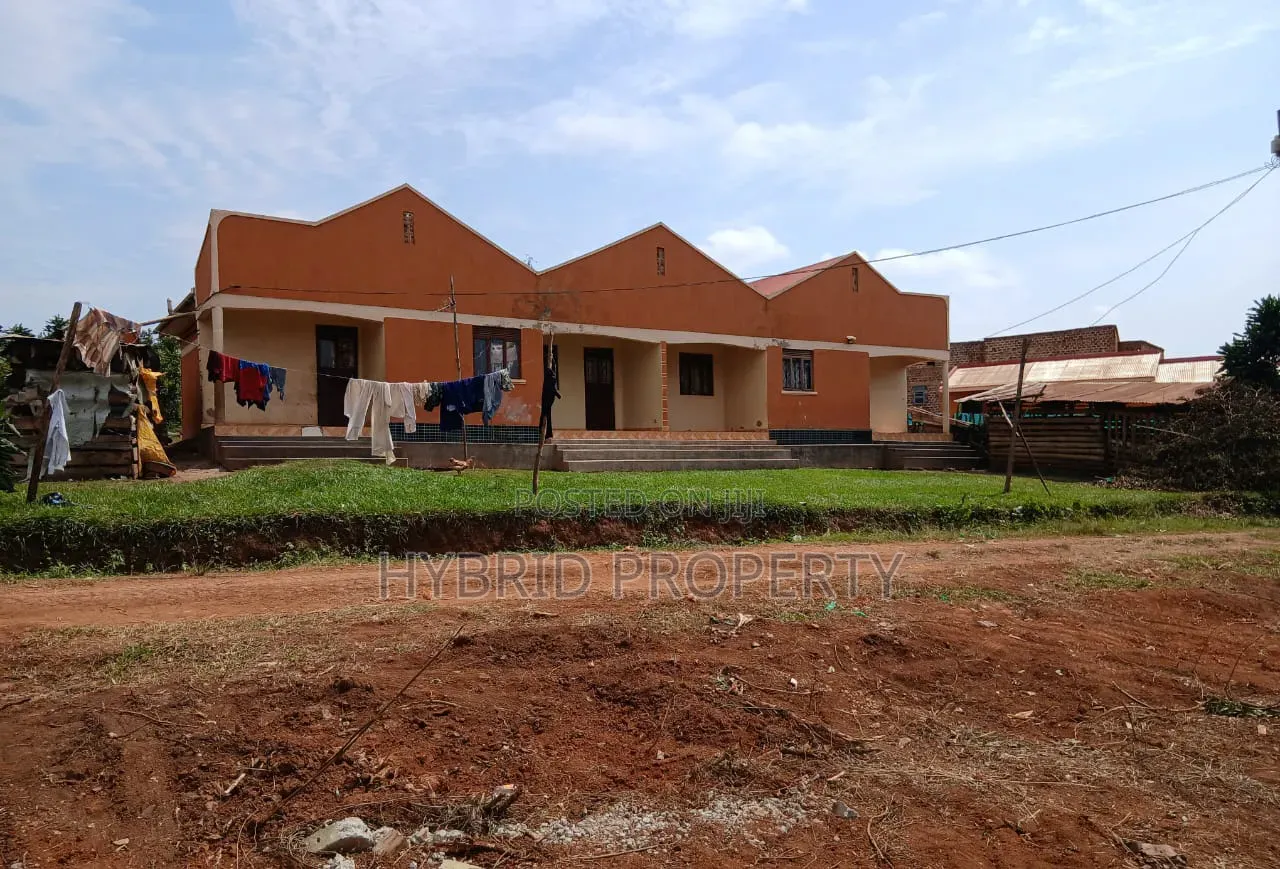 Prime Plots for Sale at Wakiso Town~Bulabakulu Executive Land Estate.